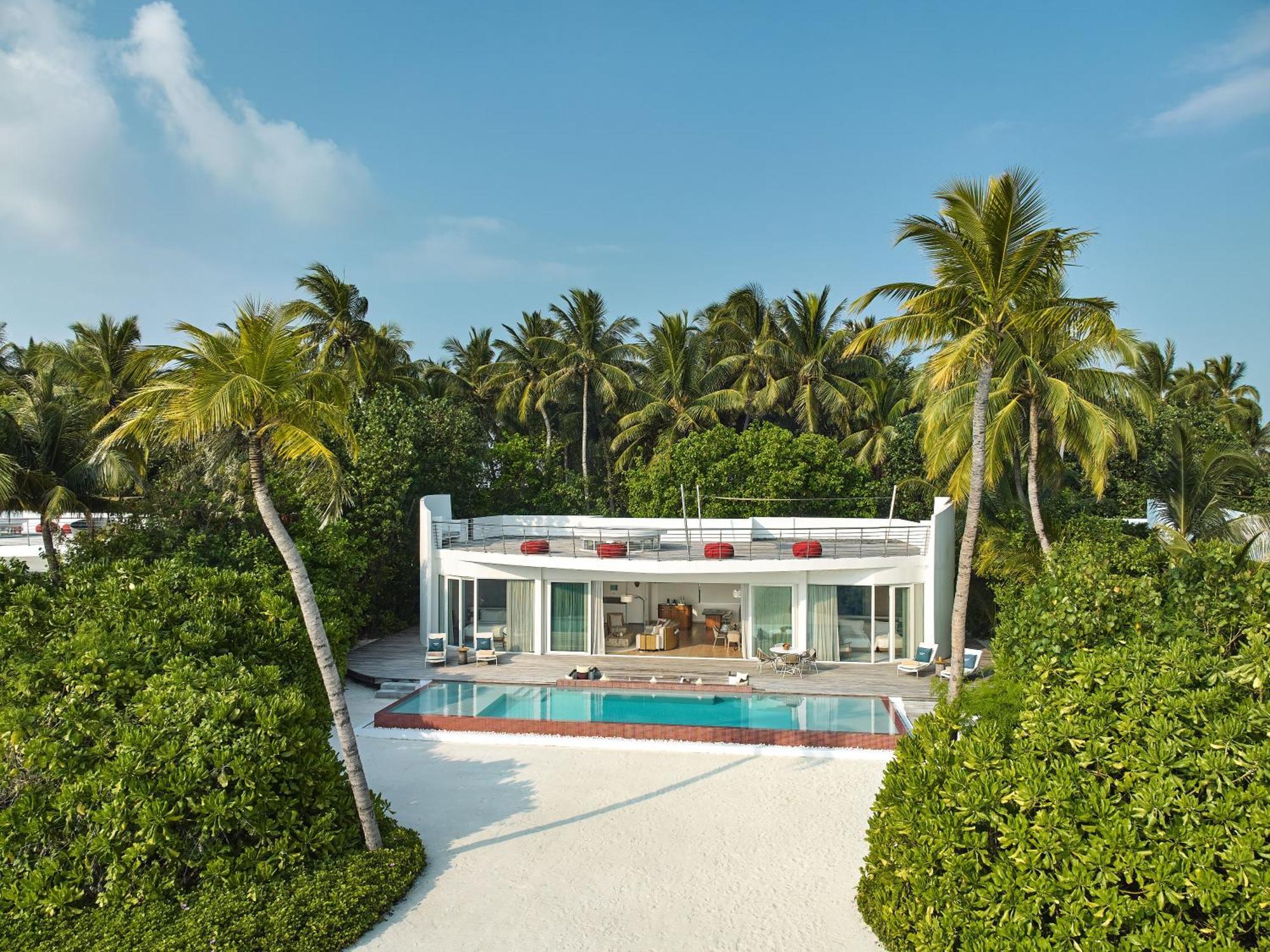 Resort Jumeirah Olhahali Island Maldives