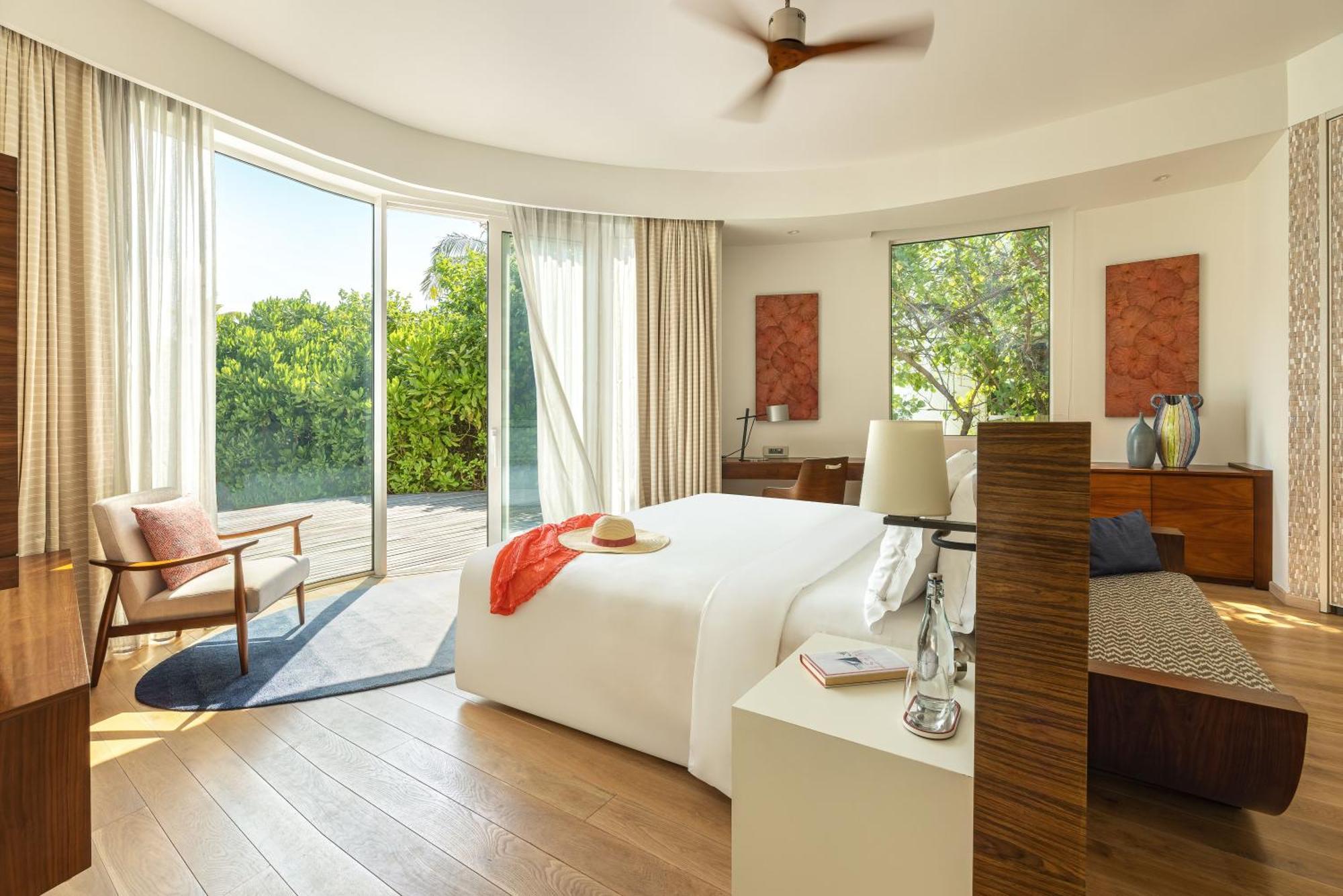 Resort Jumeirah Olhahali Island Maldives 5*